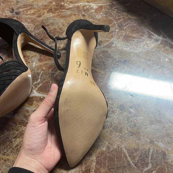 Heel’s shoes women I wore it once time with box size 8 m - Picture 9 of 11
